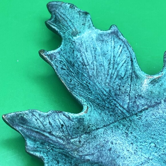 VTG Brass Maple Leaf Jewelry Dish Trinket Tray Green Patina Mid Century Modern - Picture 12 of 14